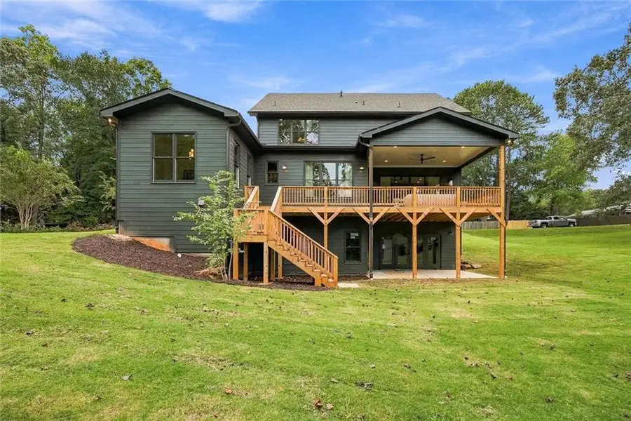 Exterior details and patio area of a home in , Smyrna (Image 4).