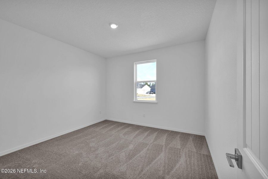 Spacious, unfurnished interior of a new home in Hyland Trail, Green Cove Springs (Image 22).