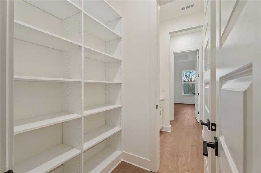 Spacious, unfurnished interior of a new home in Long Hollow Landing, Gainesville (Image 25). Spacious, unfurnished interior of a new home in Long Hollow Landing, Gainesville (Image 25).