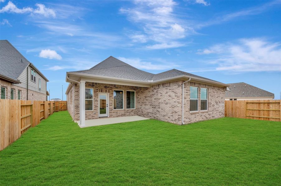 Exterior details and patio area of a home in The Grand Prairie - Retreat Collection, Hockley (Image 4).