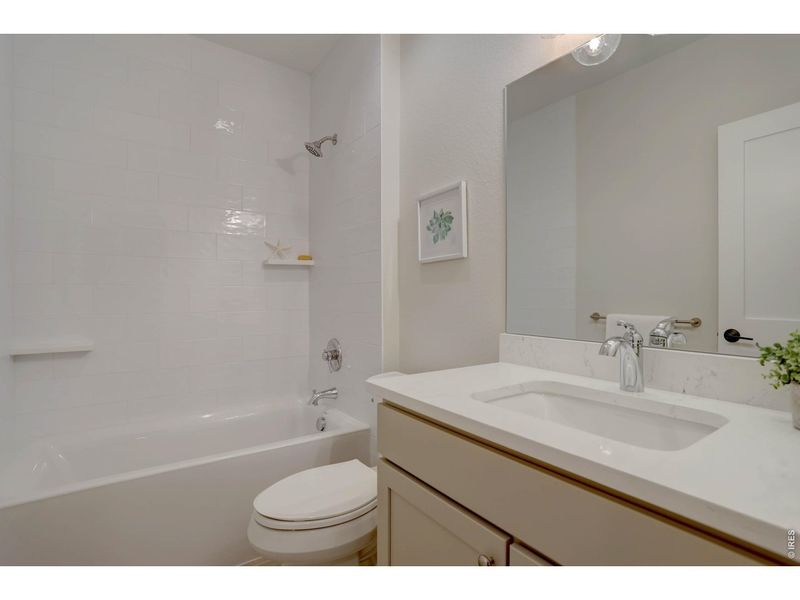 Image 34 of a home in .