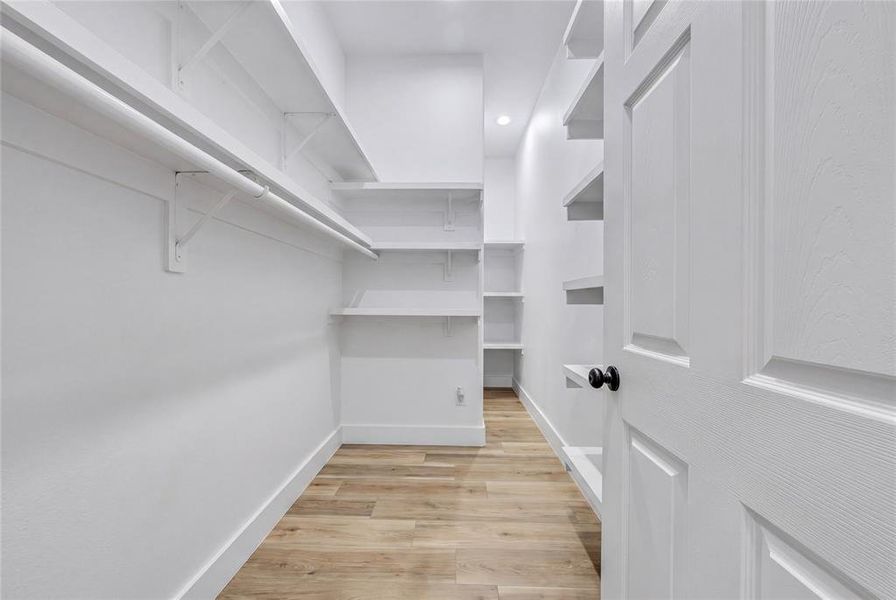 Spacious, unfurnished interior of a new home in , Azle (Image 21).