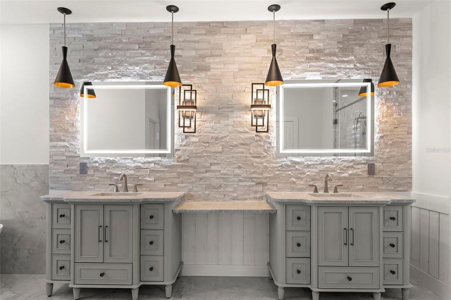 Image 70 of a home in .