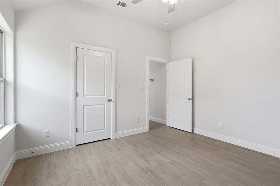 Spacious, unfurnished interior of a new home in , Springtown (Image 29).