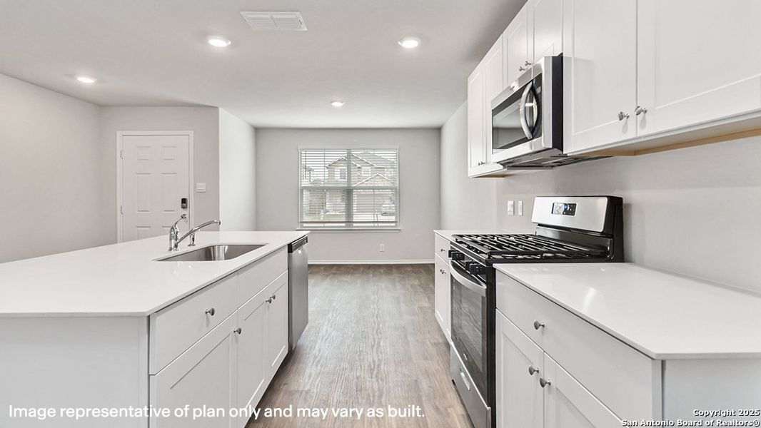 Furnished interior view inside a new home in Redbird Ranch, San Antonio (Image 9). Furnished interior view inside a new home in Redbird Ranch, San Antonio (Image 9).