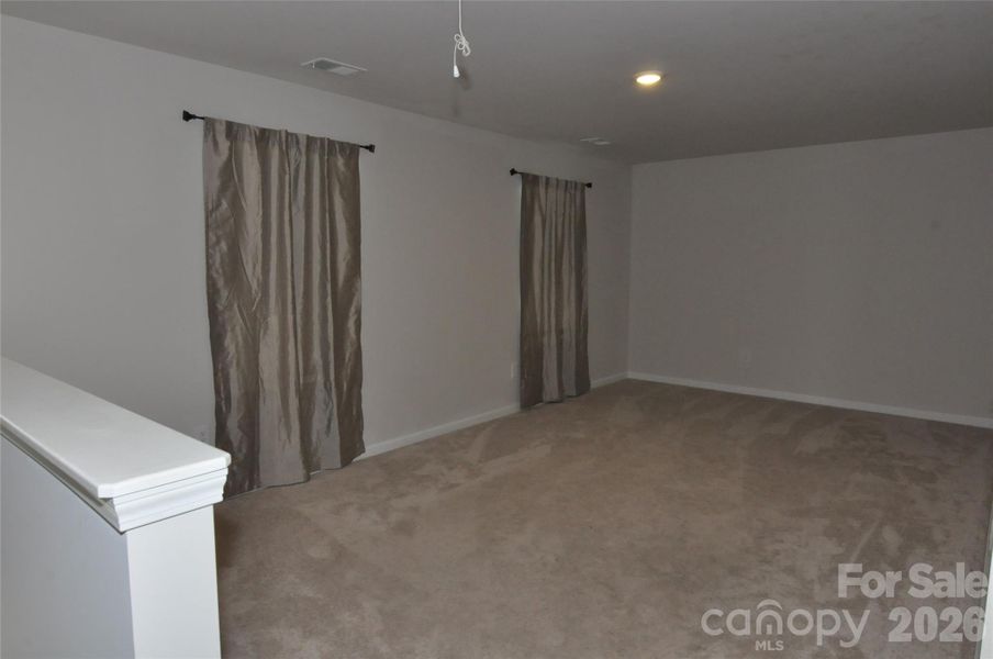 Spacious, unfurnished interior of a new home in Walkers Mill, Edgemoor (Image 20). Spacious, unfurnished interior of a new home in Walkers Mill, Edgemoor (Image 20).