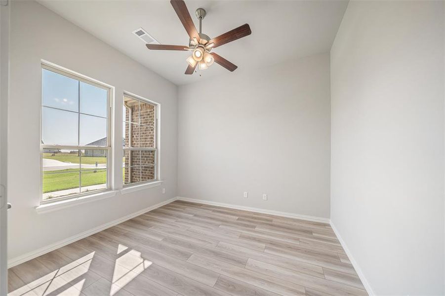 Spacious, unfurnished interior of a new home in Fairview Meadows, New Fairview (Image 13).