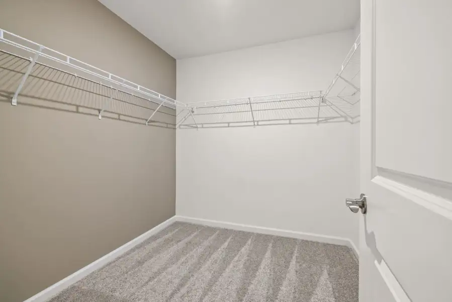 Spacious, unfurnished interior of a new home in Sedgefield Green, Greensboro (Image 15).