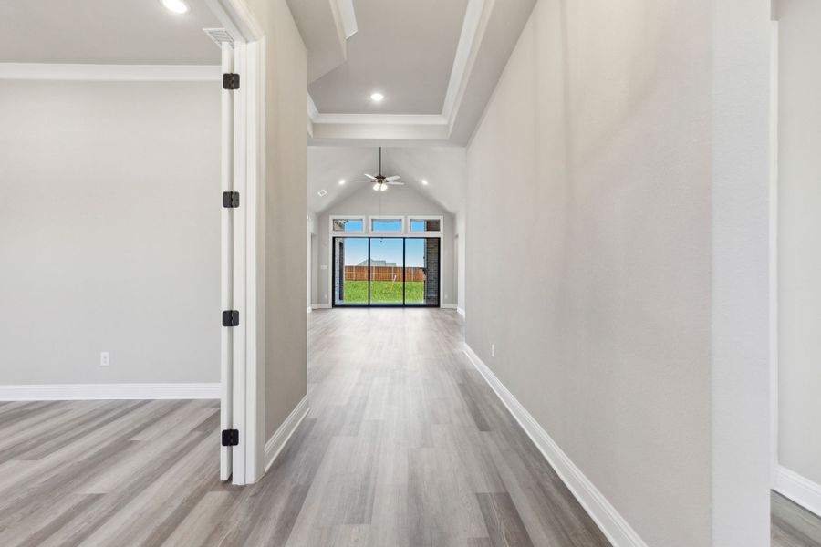 Spacious, unfurnished interior of a new home in Lakeview Heights, Azle (Image 17). Spacious, unfurnished interior of a new home in Lakeview Heights, Azle (Image 17).