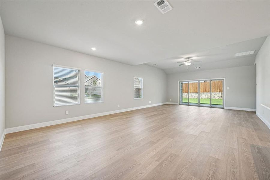 Photo is not of the actual home, but is an inspirational photo of builder’s model home and may depict options, furnishings, and/or decorator features that are not included.