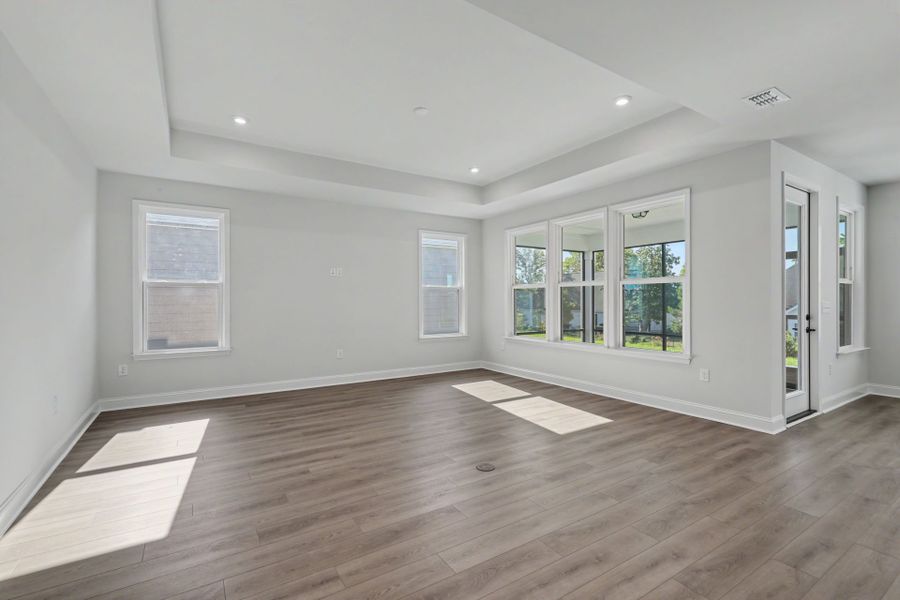 Spacious, unfurnished interior of a new home in Del Webb North Myrtle Beach, Myrtle Beach (Image 14). Spacious, unfurnished interior of a new home in Del Webb North Myrtle Beach, Myrtle Beach (Image 14).