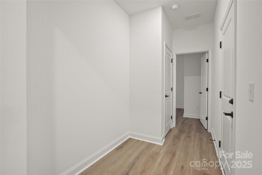 Spacious, unfurnished interior of a new home in Forest Creek, Waxhaw (Image 33).