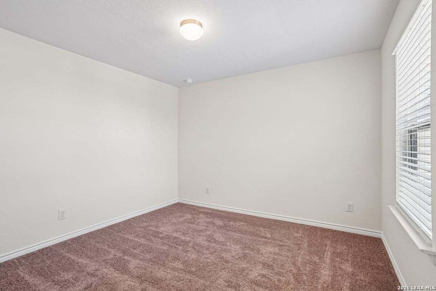 Spacious, unfurnished interior of a new home in Medina Crossing, Von Ormy (Image 24).