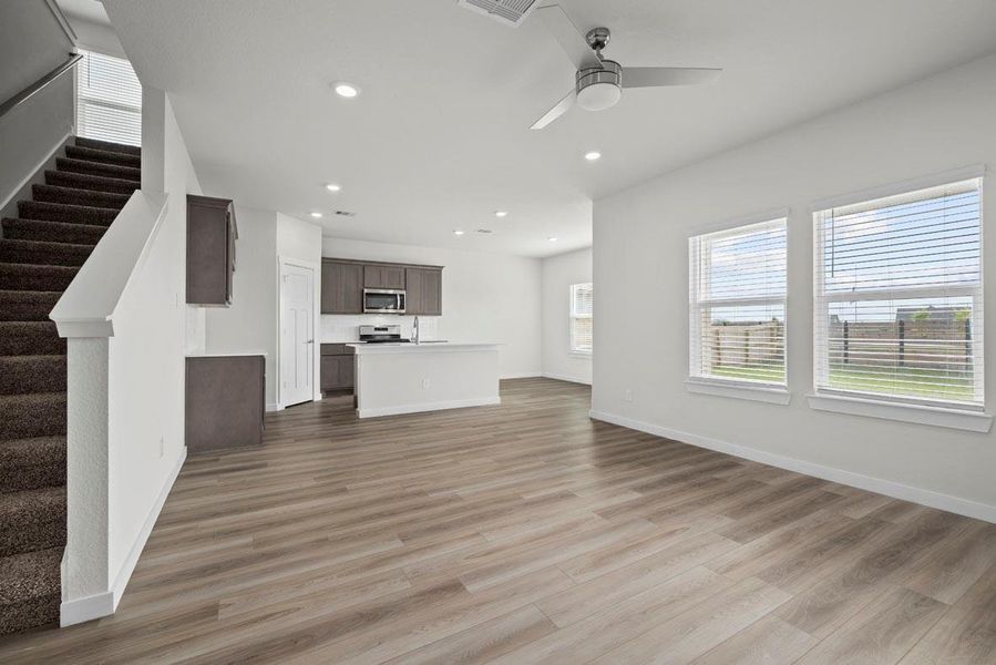 Spacious, unfurnished interior of a new home in West Canyon Trails, Belton (Image 18). Spacious, unfurnished interior of a new home in West Canyon Trails, Belton (Image 18).