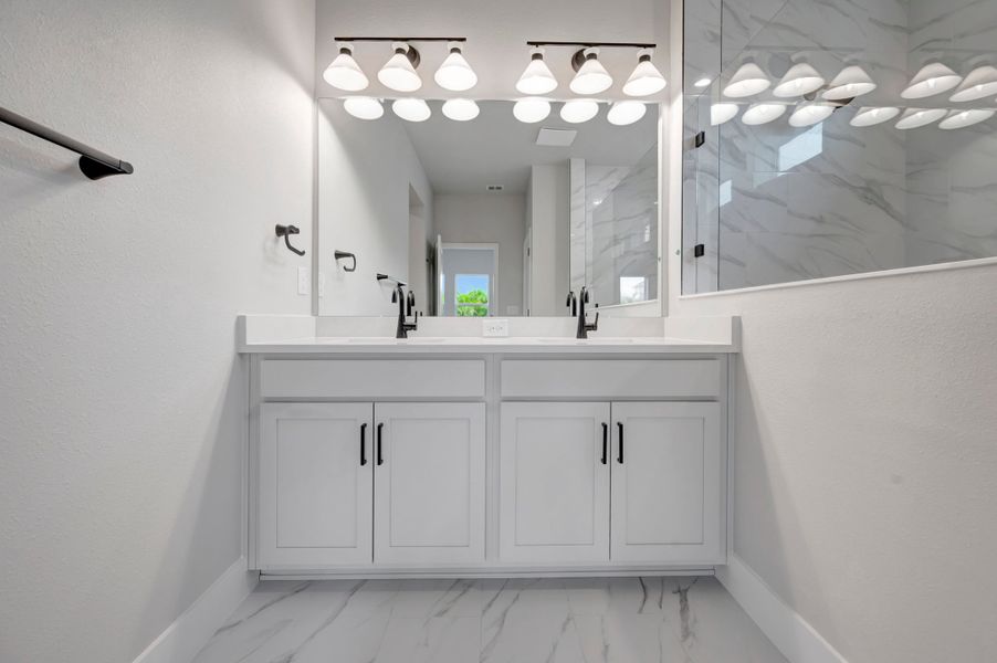 Owner's Bath