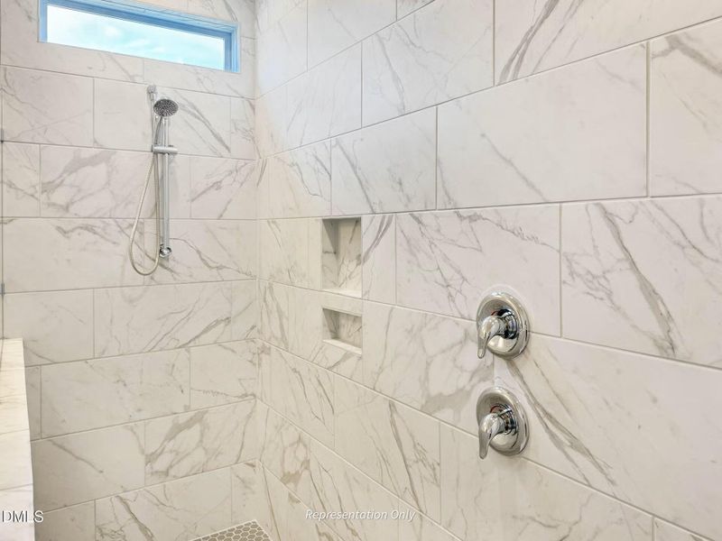 Clayton - Supershower (2)