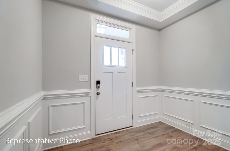 Spacious, unfurnished interior of a new home in Harrisburg Village, Harrisburg (Image 16).