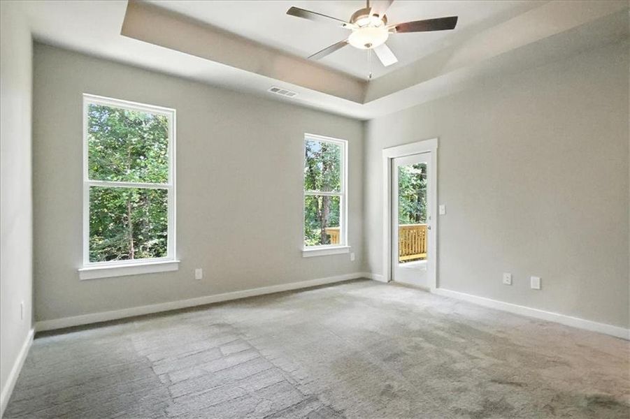 Spacious, unfurnished interior of a new home in Traditions of Braselton, Jefferson (Image 23).