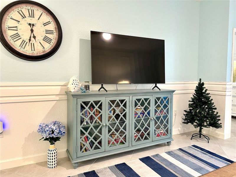 Furnished interior view inside a new home in , Englewood (Image 22).