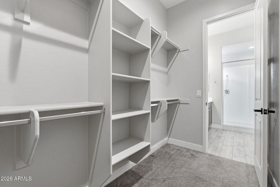 Walk-in Closet