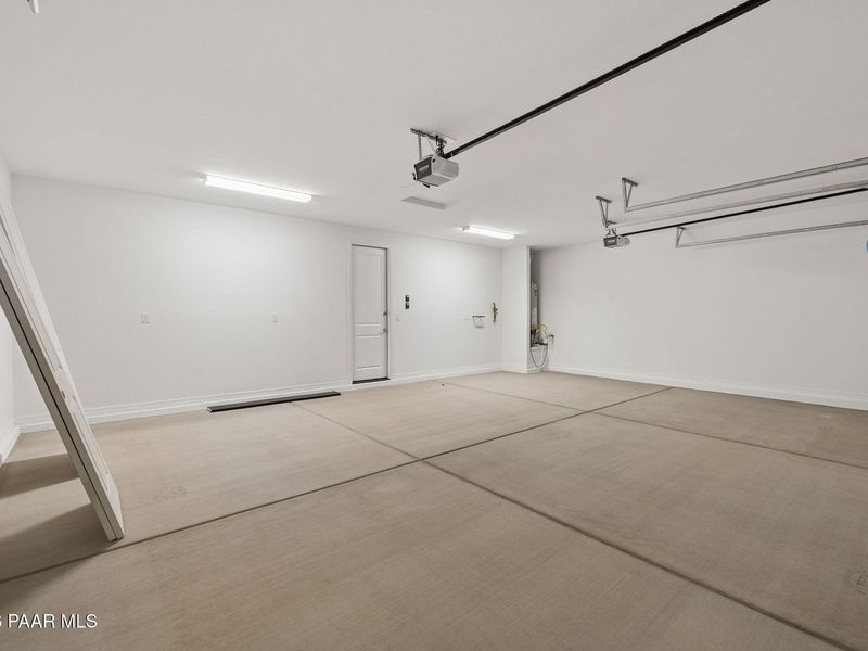 Spacious, unfurnished interior of a new home in Westwood, Prescott (Image 34).
