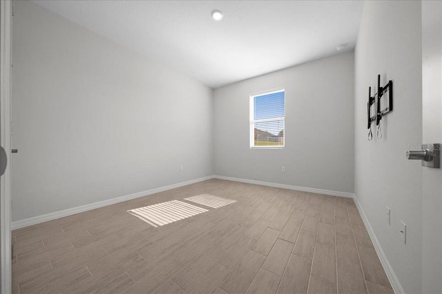 Spacious, unfurnished interior of a new home in Ocala, Ocala (Image 54).