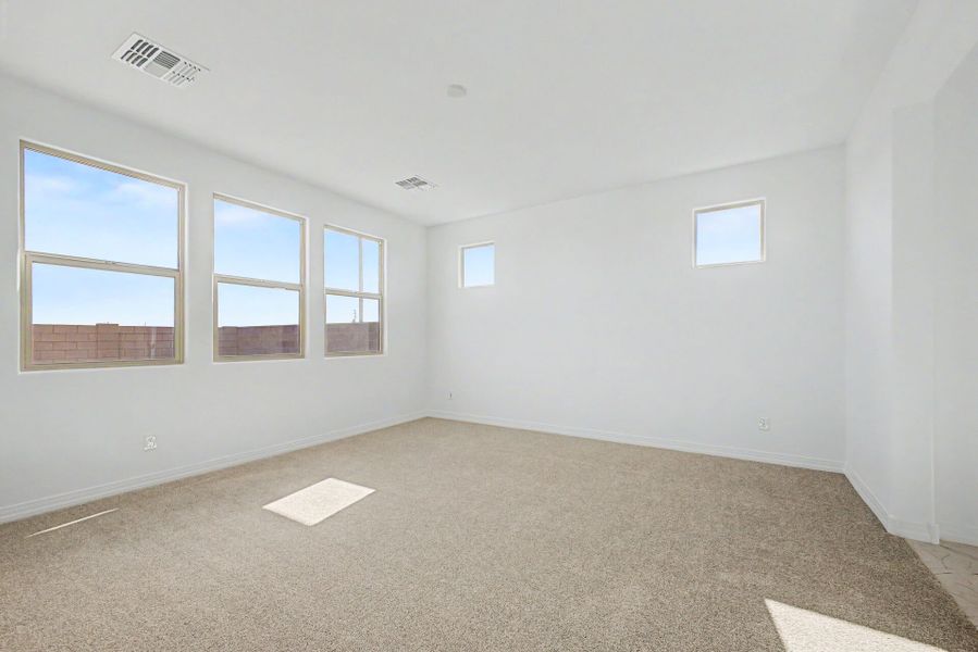 Spacious, unfurnished interior of a new home in Tierra Vistoso, Surprise (Image 11).