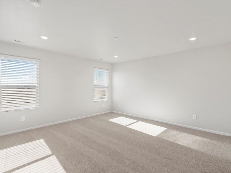 Spacious, unfurnished interior of a new home in Lorson Ranch: The Trail Collection, Colorado Springs (Image 10).
