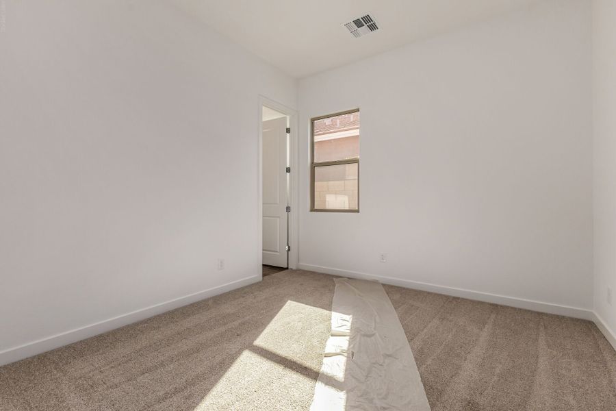 Spacious, unfurnished interior of a new home in Landmarke, San Tan Valley (Image 15). Spacious, unfurnished interior of a new home in Landmarke, San Tan Valley (Image 15).