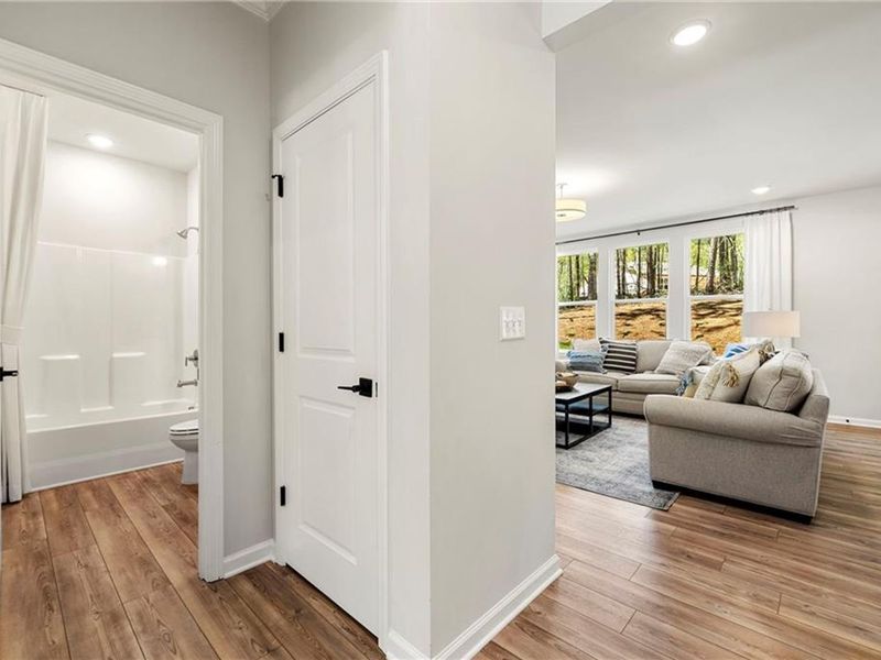 Furnished interior view inside a new home in Riverwood, Dallas (Image 27).