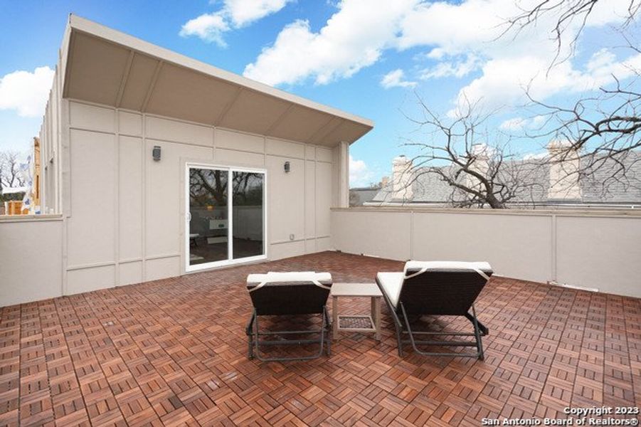 Image 27 of a home in .