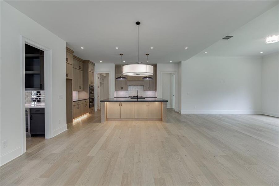 Image 69 of a home in .