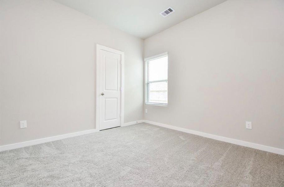 Spacious, unfurnished interior of a new home in Arabella on the Prairie, Richmond (Image 17).