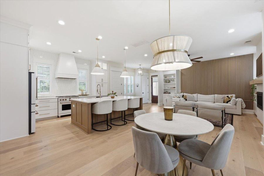 Furnished interior view inside a new home in , Charleston (Image 17).