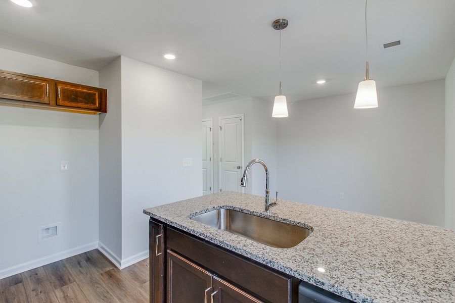 Image 29 of a home in Astoria.