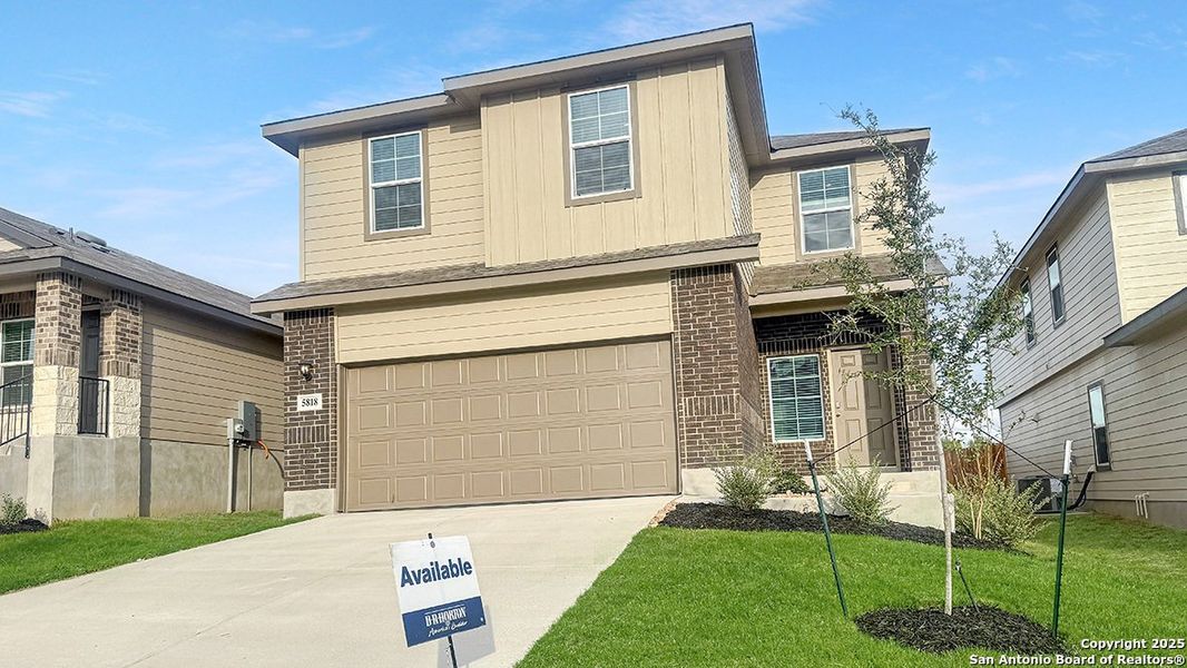 Exterior details and patio area of a home in Stonehill, San Antonio (Image 2). Exterior details and patio area of a home in Stonehill, San Antonio (Image 2).