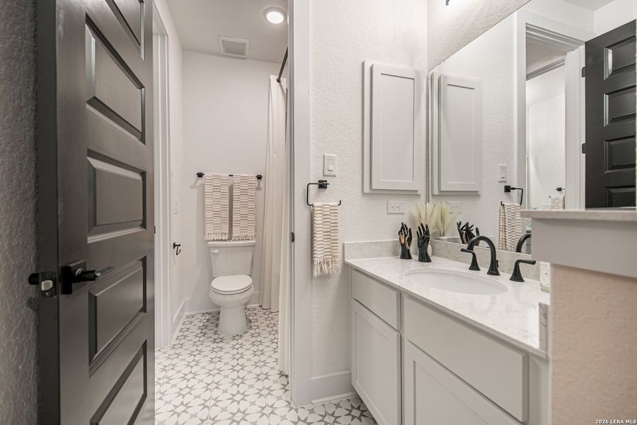 Furnished interior view inside a new home in Mesa Western, Cibolo (Image 18).