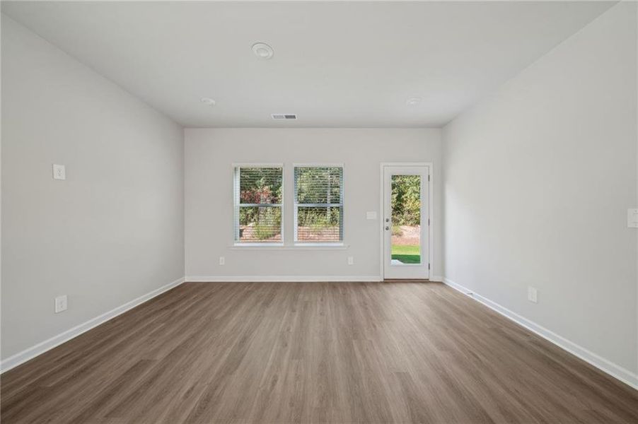 Spacious, unfurnished interior of a new home in Artisan Walk, Fairburn (Image 24).
