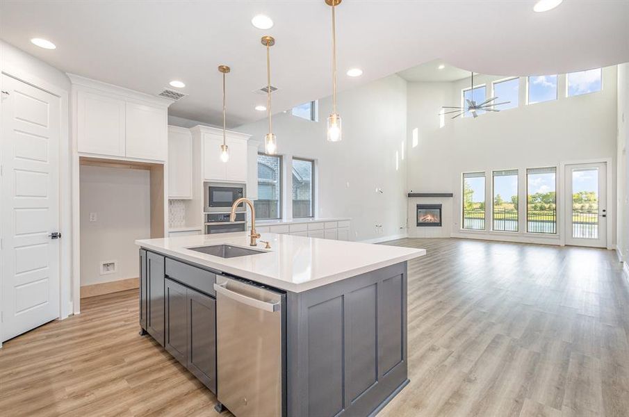 Furnished interior view inside a new home in Cambridge Crossing 50', Celina (Image 8).