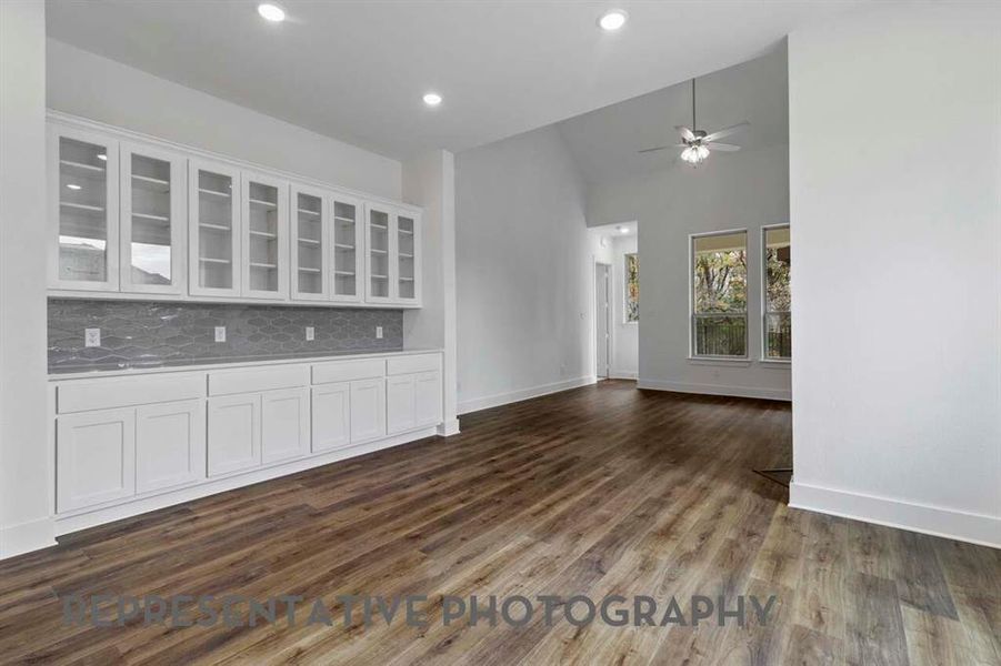 Spacious, unfurnished interior of a new home in Treeline, Justin (Image 15).