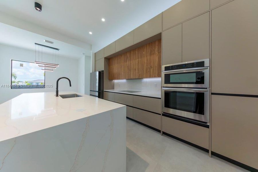 Furnished interior view inside a new home in , Cape Coral (Image 4).