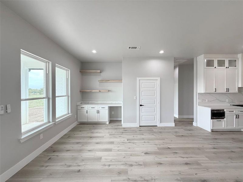 Spacious, unfurnished interior of a new home in , Royse City (Image 15). Spacious, unfurnished interior of a new home in , Royse City (Image 15).
