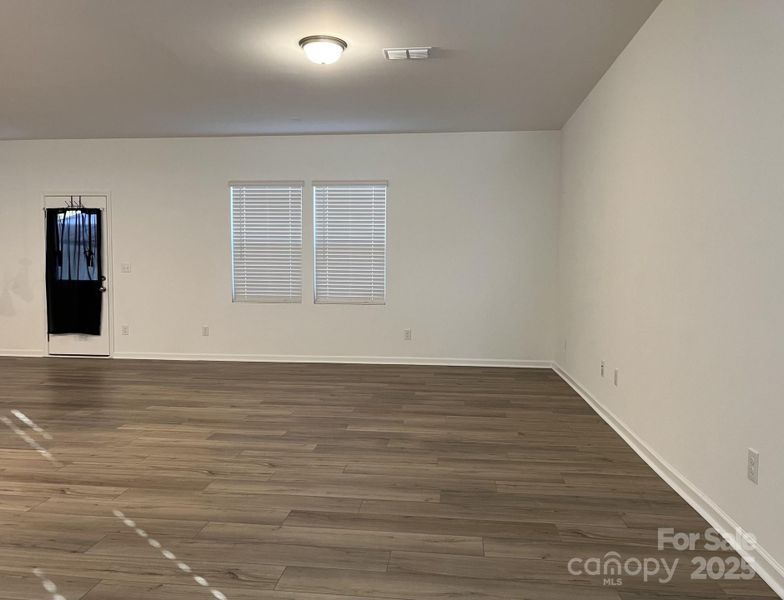 Spacious, unfurnished interior of a new home in , Charlotte (Image 14).