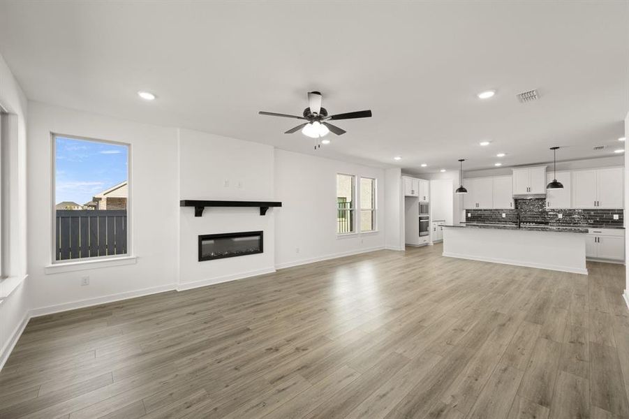 7545 Wild Mint- Living Room-3 7545 Wild Mint- Living Room-3