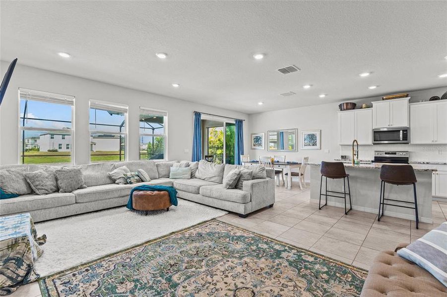 Furnished interior view inside a new home in Evergreen, Bradenton (Image 34).