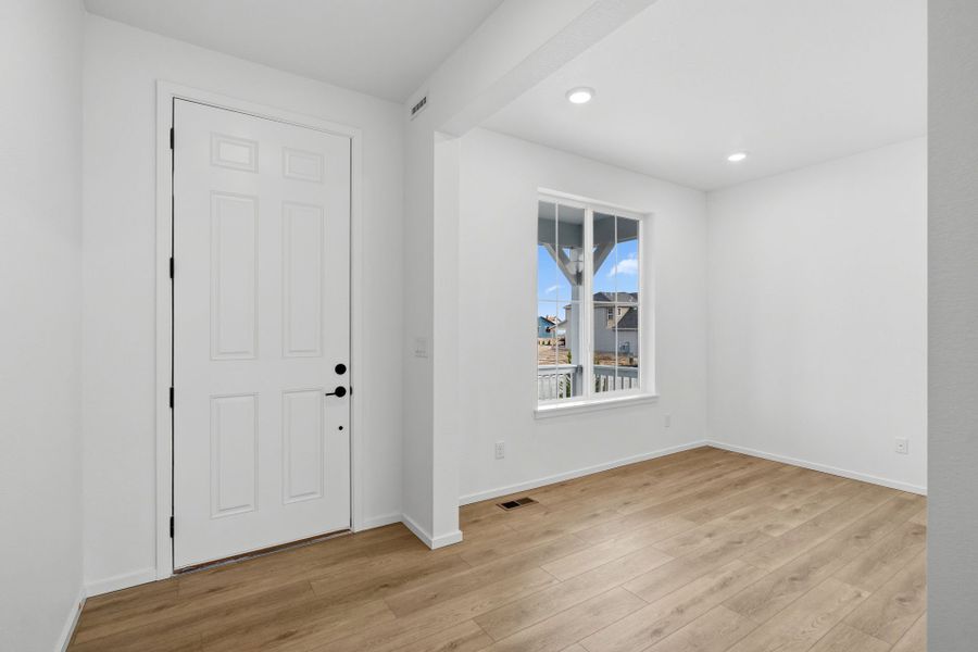 Spacious, unfurnished interior of a new home in Independence, Elizabeth (Image 35).