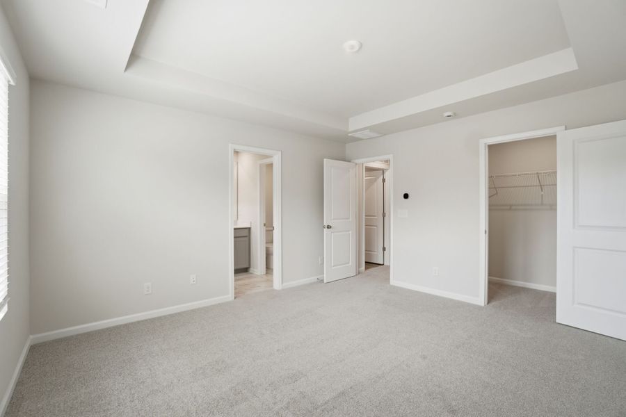 Spacious, unfurnished interior of a new home in Arbor Chase, Clover (Image 16).