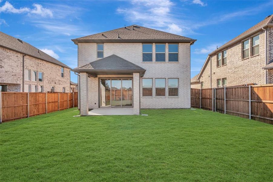Exterior details and patio area of a home in Heritage Ranch, Sherman (Image 25). Exterior details and patio area of a home in Heritage Ranch, Sherman (Image 25).