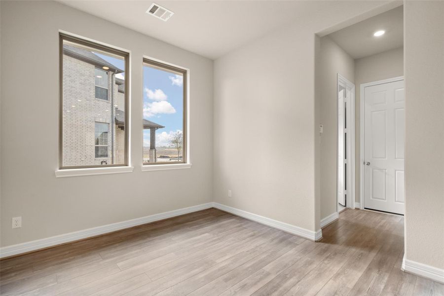 Sample product photo. Actual exterior and interior selections may vary by homesite. Photo may be virtually staged