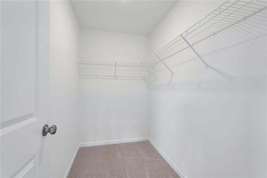 Spacious, unfurnished interior of a new home in Heritage River, Euharlee (Image 21).